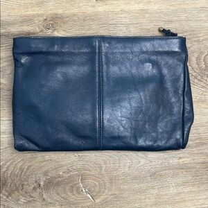 THE BOUTIQUE OF LEATHERS Vintage Navy Blue Leather Pouch Clutch New With Tags